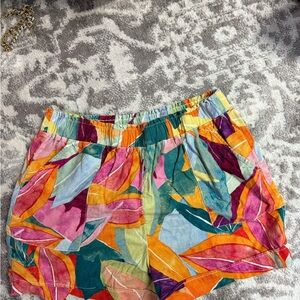 Time and Tru Colorful Leaf Print High Waist Shorts